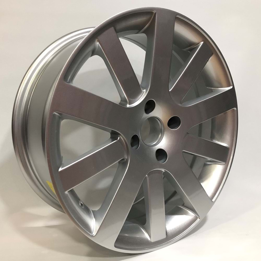 174x108 Powcan BK-718 7*17 ET16 65.1 SILVER