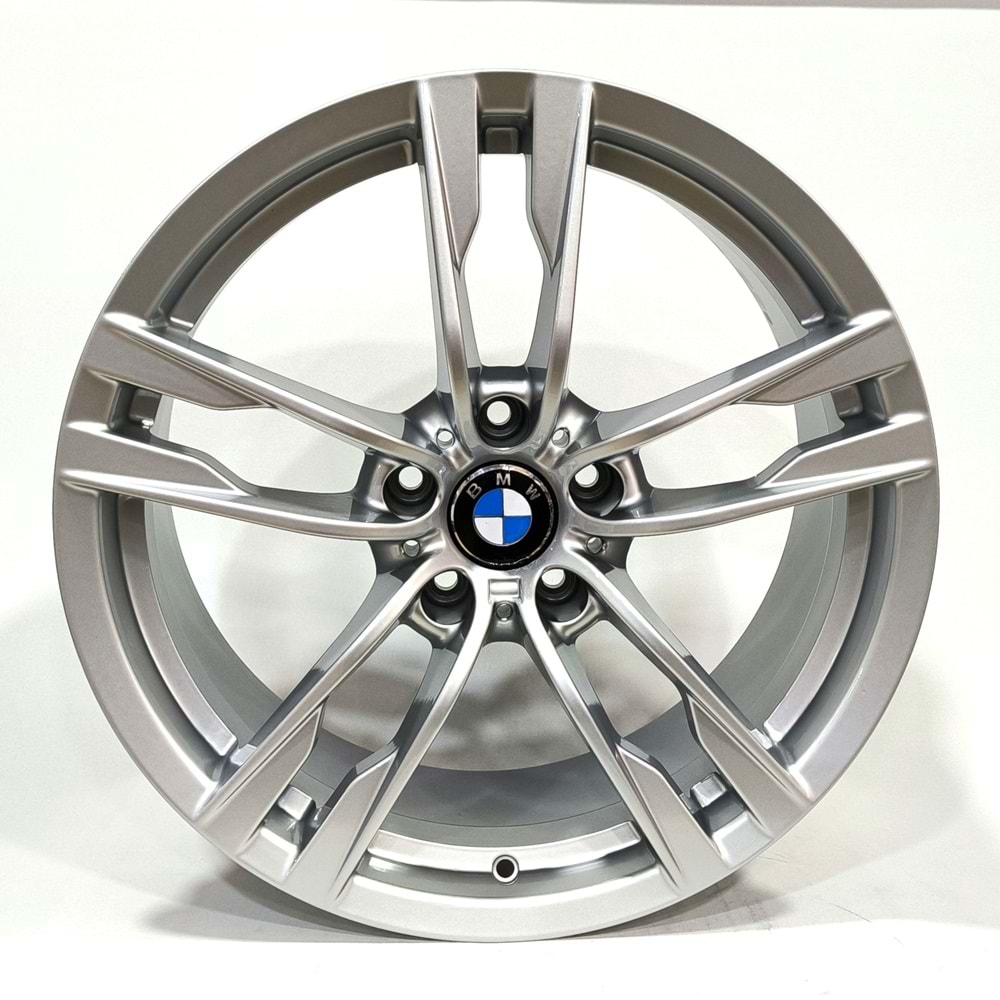 195x120 RC-182 8,5-9,5*19 ET33 72,6 SILVER