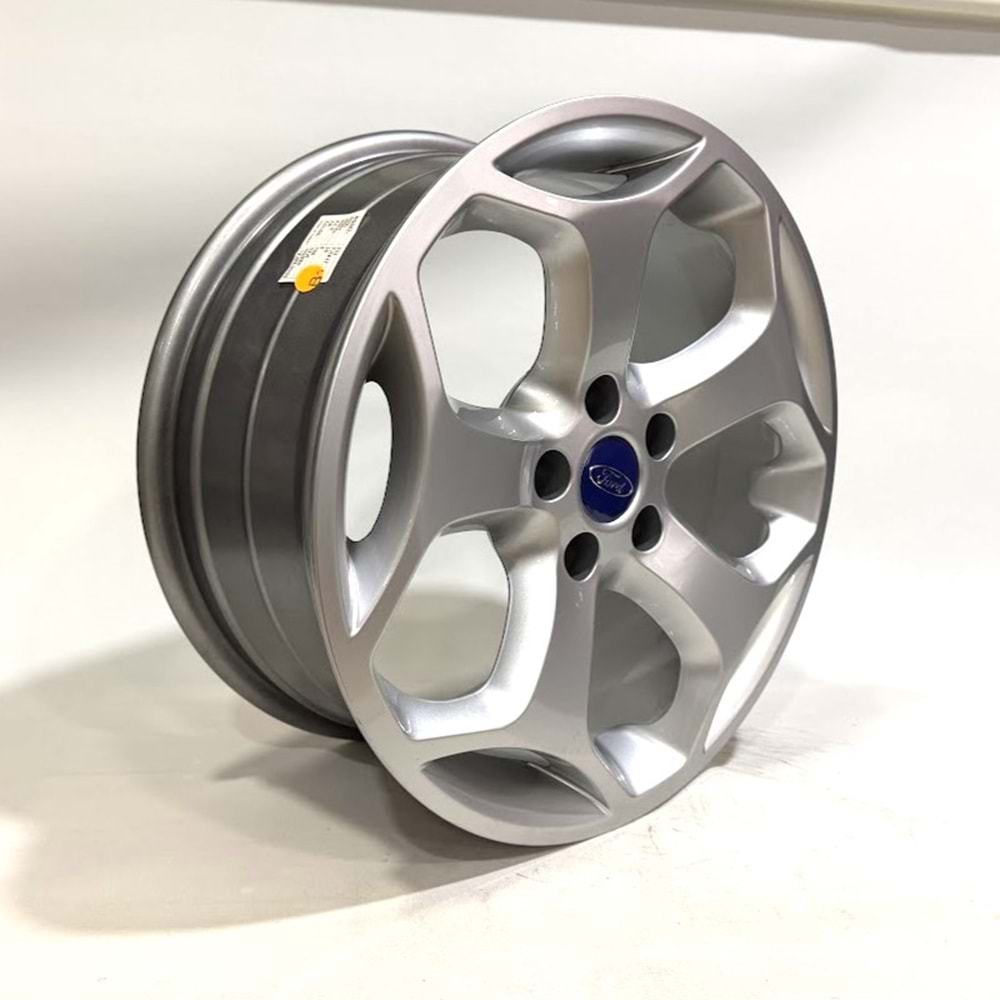 175X108 RC-333 7,5*17 ET35 63,4 SILVER