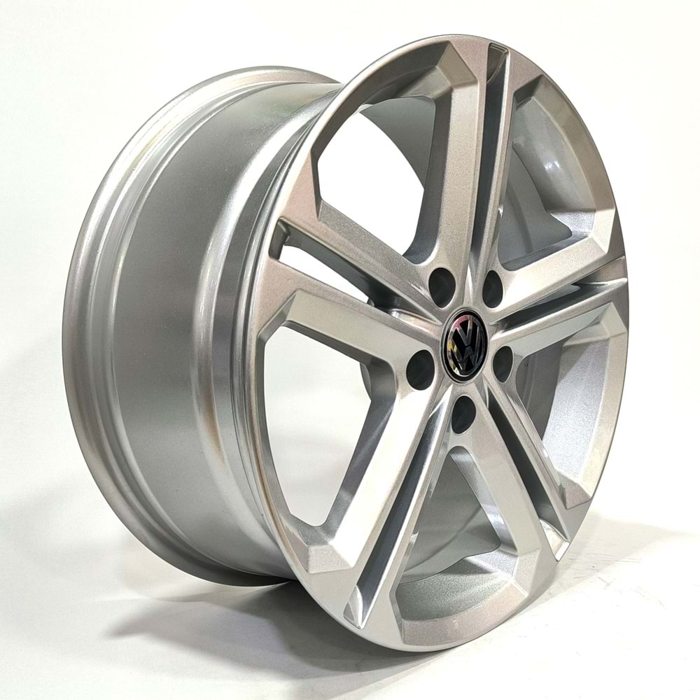 175X112 W-714-01 7,5*17 5*112 ET40 57,1 SILVER