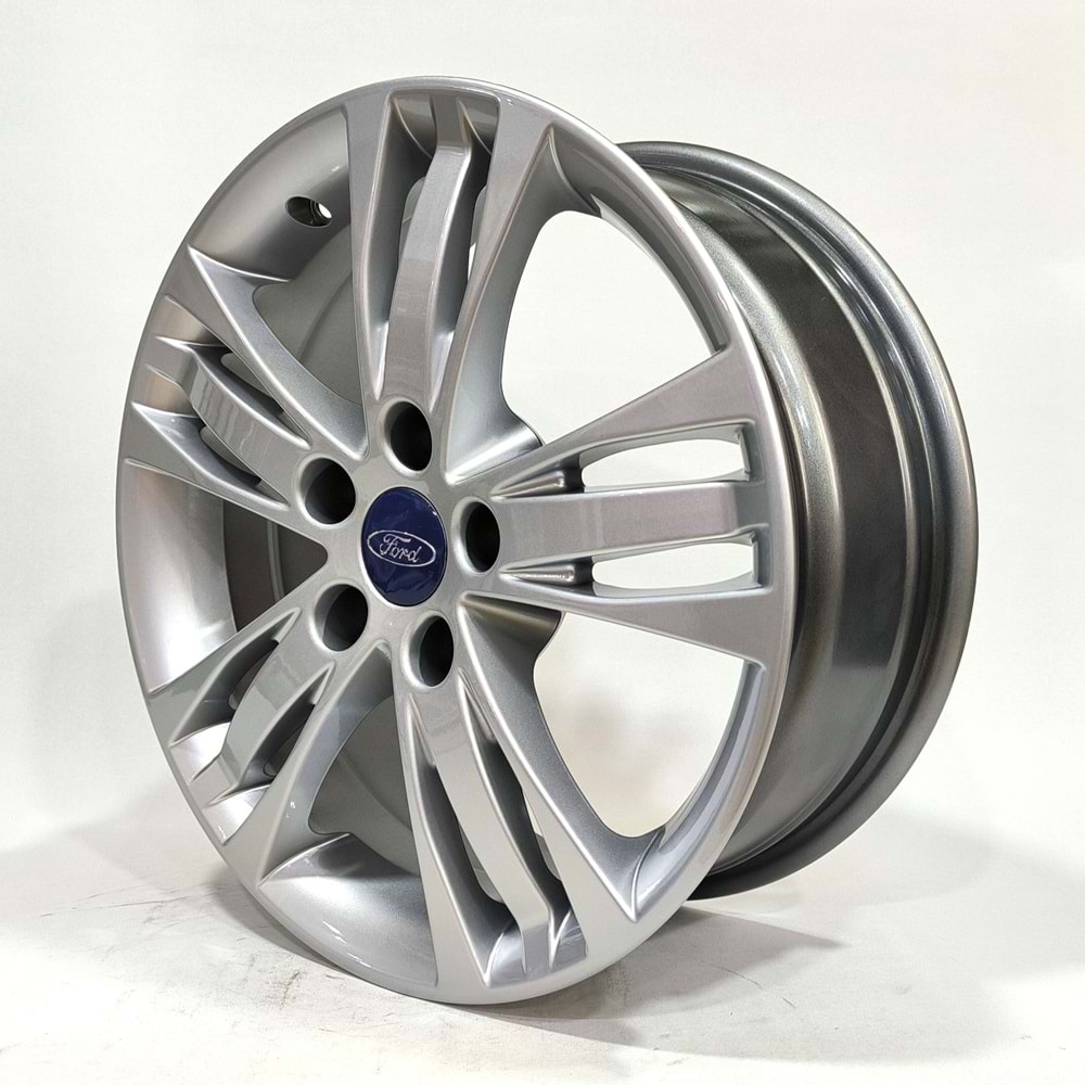 165X108 FORD RC-0090 6,5*16 ET35 63,4 SILVER