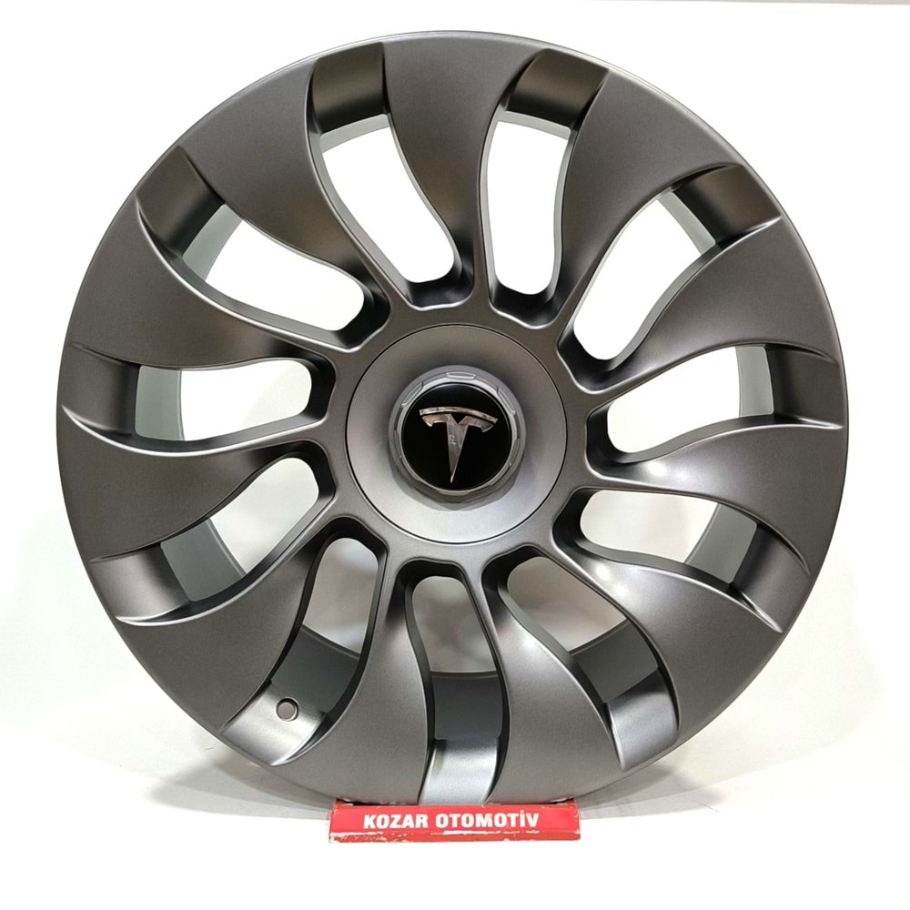 195X114 AGT Wheels 19250 ET45 9.5X19 64.1 mm (Tesla)