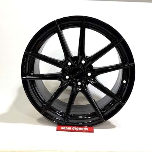 185X114 ARC-18190-25 8,0*18 ET33 73,1 GLOSSY BLACK MONACO (KMP1)