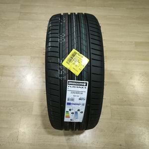 Bridgestone 2254018 92Y XL Turanza 6 DOT:2026