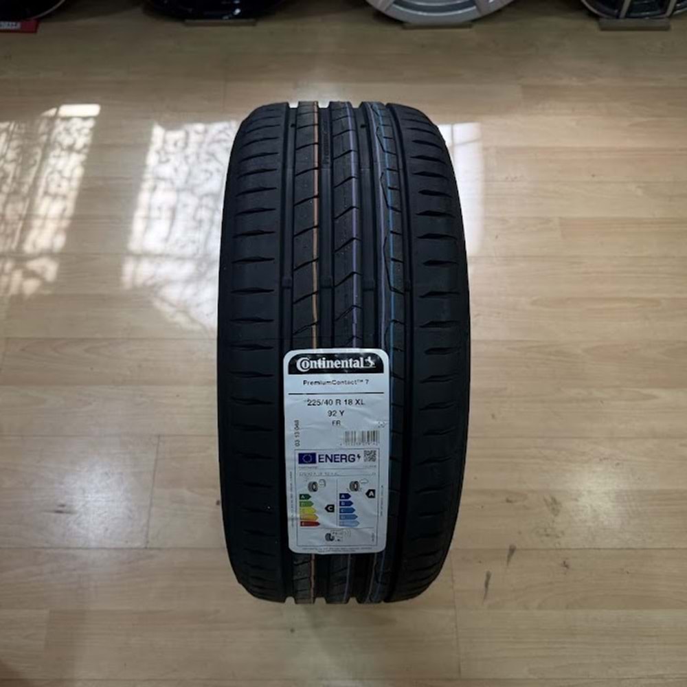 Continental 2254018 92Y PREMIUM CONTACT 7 XL FR DOT:50/2025